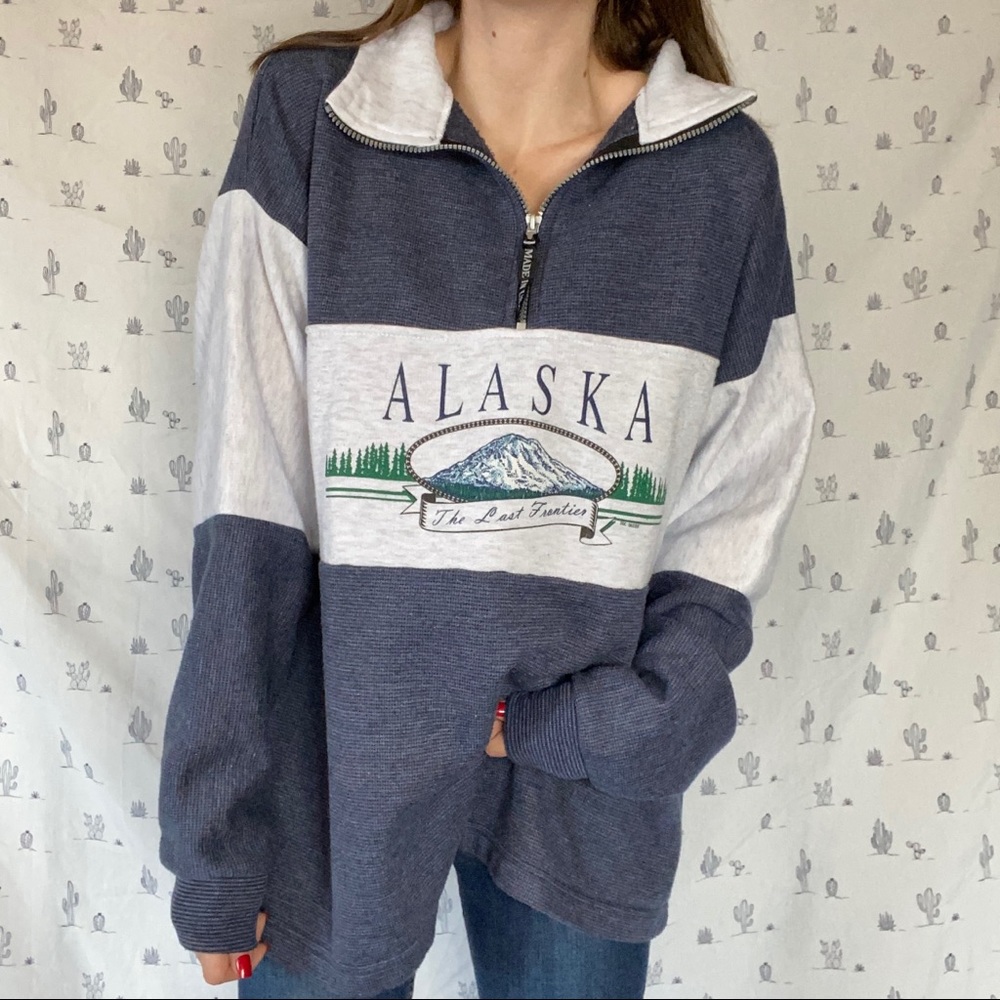 Alaska Pullover Sweatshirt
